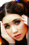 Make up photo 4eg.JPG (32440 bytes)